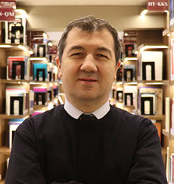 Prof. Dr. Özgür Önder KUŞÇU (*)