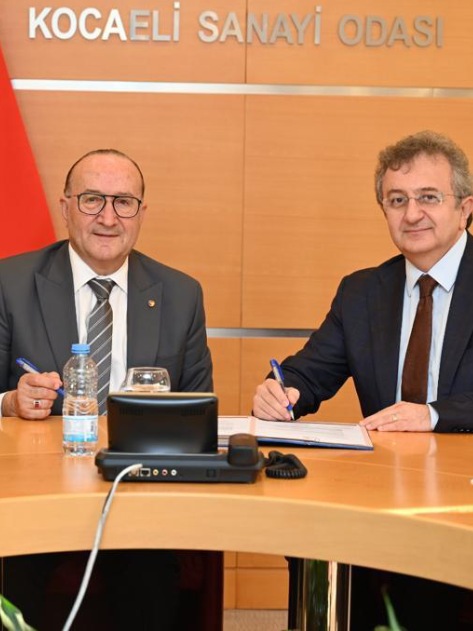 İstanbul Kent Üniversitesi Yaşam Boyu Eğitim Merkezi , Kocaeli Sanayi Odası ve Doğu Marmara ABİGEM A.Ş arasında eğitim işbirliği protokolü imzalandı.