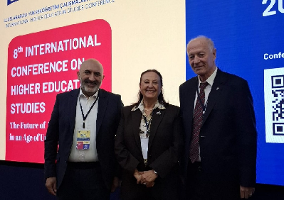 PROF. DR. HAYAL KÖKSAL’DAN ULUSLARARASI KONGRELERDE İKİ BİLDİRİ SUNUMU